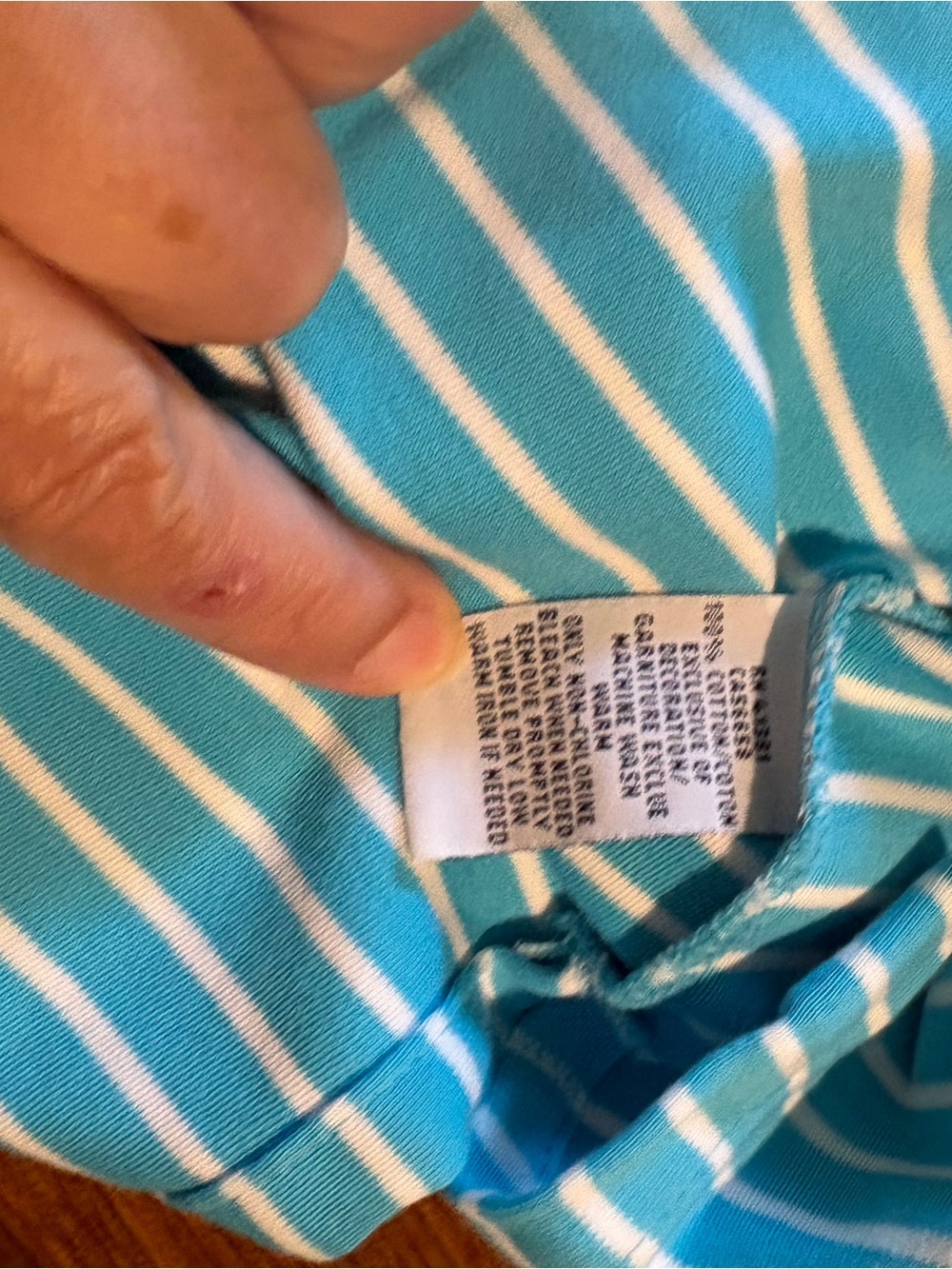 Ralph Lauren Men’s Aqua and White Striped Polo with Red Pony - Picture 4 of 5